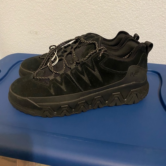 UGG Men's Black Sneakers - Picture 2 of 9